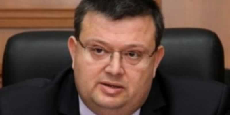 Неизлечимо болна Темида